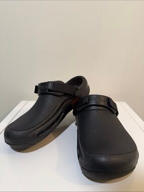 CROCS Unisex Bistro Pro Work LiteRide Clog Mens  6 Womens 8